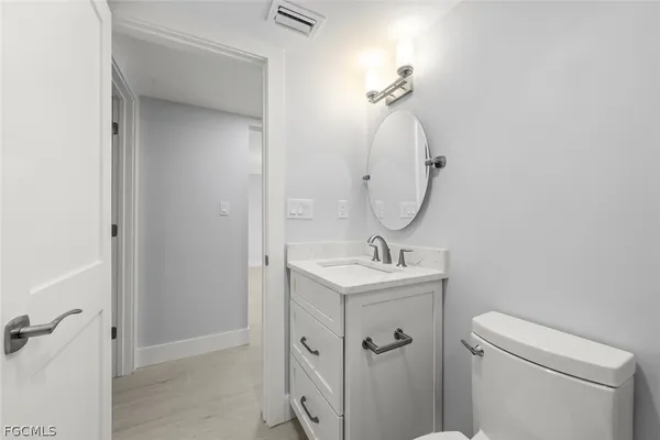 $650,000 | 671 East Gulf Drive, Unit 3D2, Sanibel, FL 33957