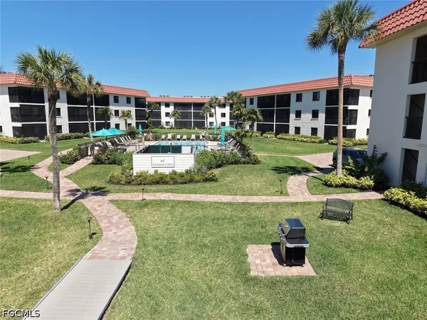 $650,000 | 671 East Gulf Drive, Unit 3D2, Sanibel, FL 33957
