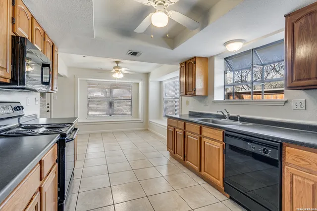 $1,925 | 14126 Parkhurst Street, San Antonio, TX 78232