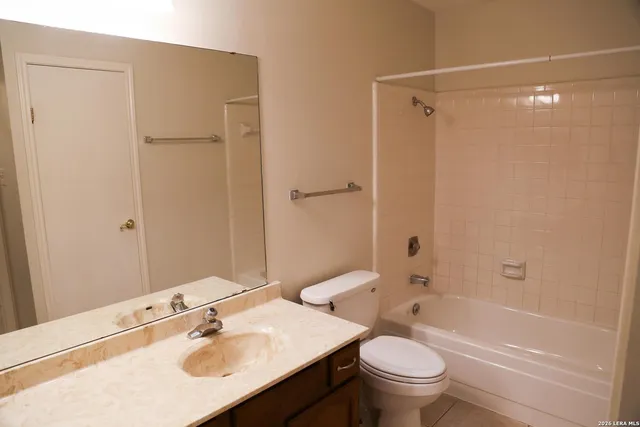 $1,925 | 14126 Parkhurst Street, San Antonio, TX 78232