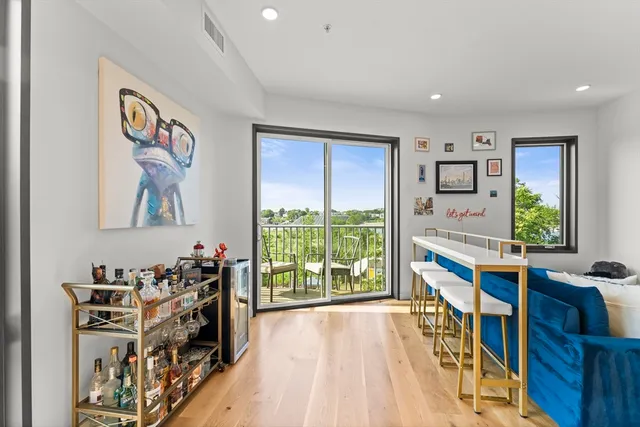 $699,000 | 191 Condor Street, Unit 9, Boston, MA 02128