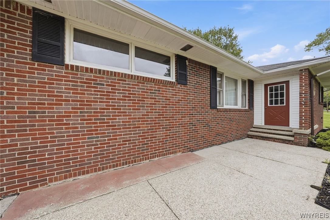 5676 Homestead Road Boston, NY 14075 - Photo 5 of 47