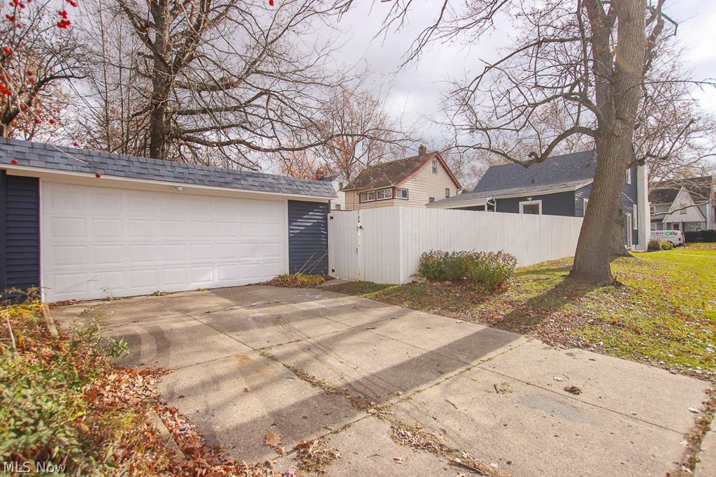 3731 Lowell Road Cleveland Heights, OH 44121 - Photo 33 of 35