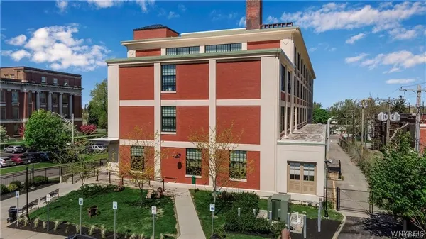 $299,500 | 2917 Main Street, Unit 320, Buffalo, NY 14214