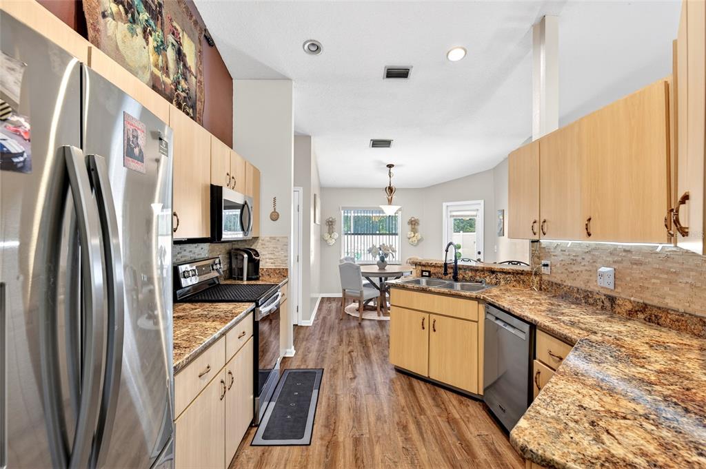 15474 Southwest 28th Avenue Road Ocala, FL 34473 - Photo 25 of 40