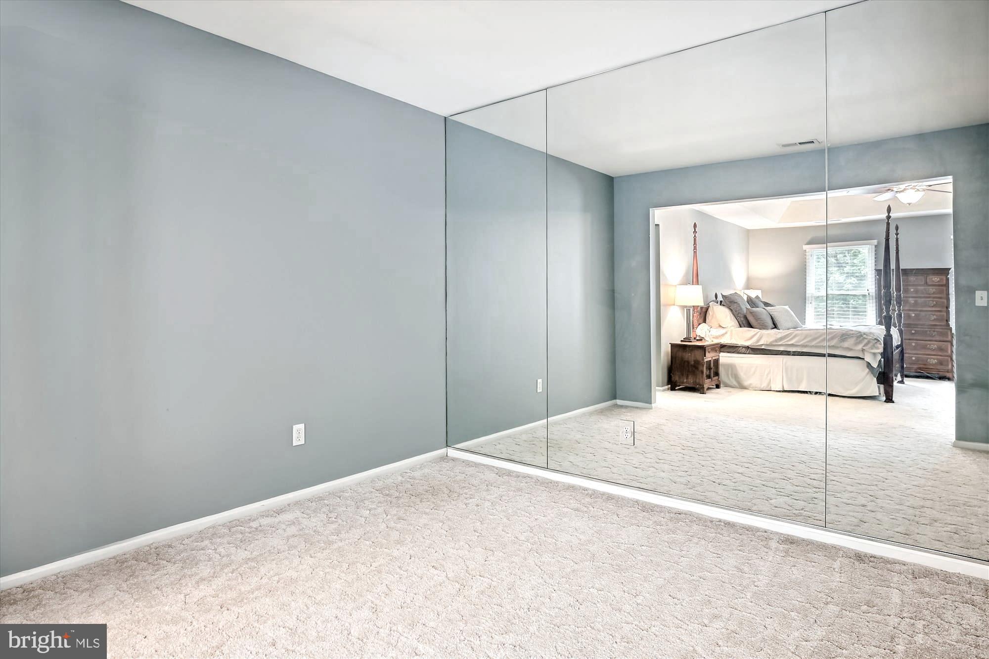 1124 Bay Ridge Road Annapolis, MD 21403 - Photo 38 of 60 Mirrored Sitting Room