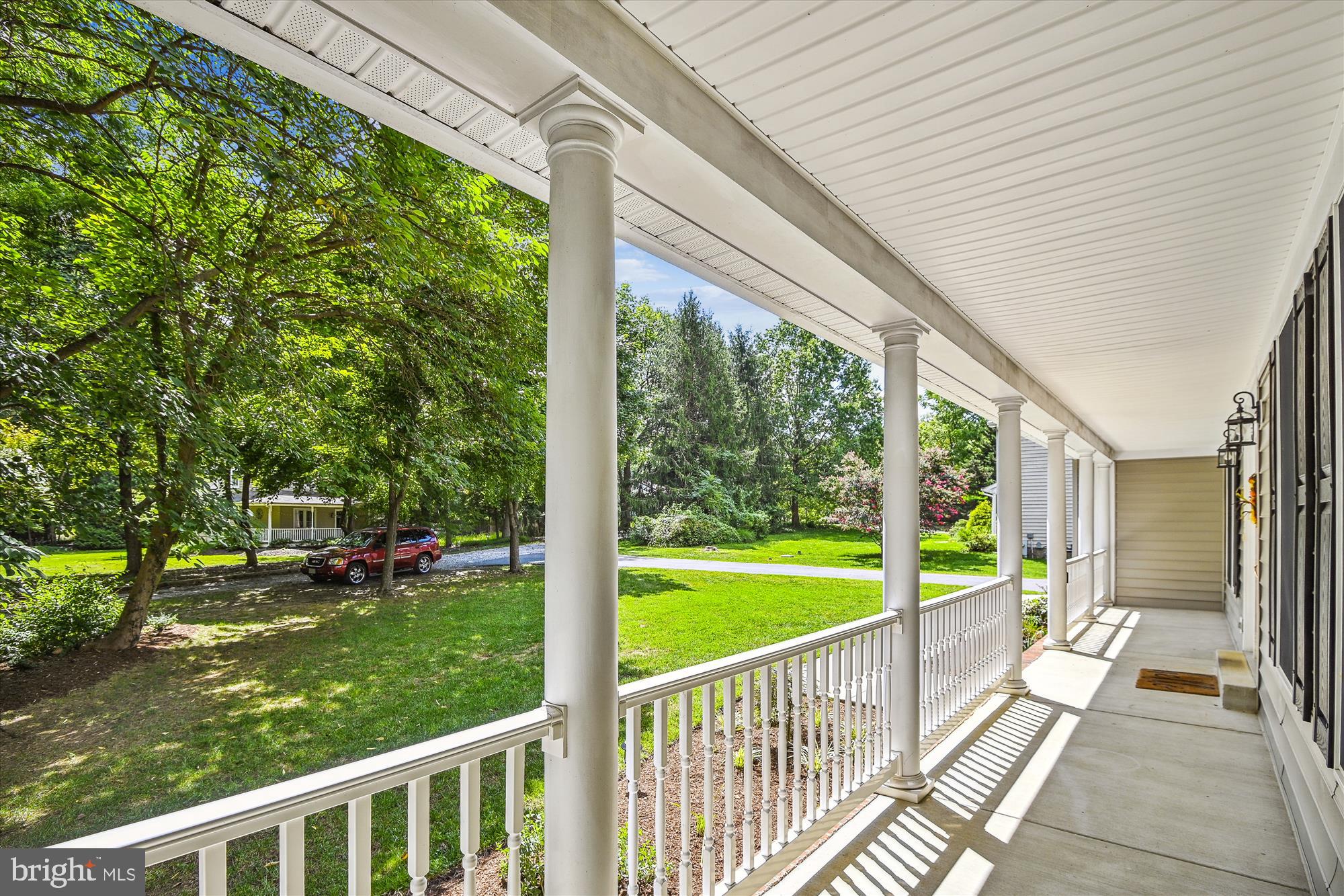 1124 Bay Ridge Road Annapolis, MD 21403 - Photo 4 of 60 Plantation Porch for Lounging & Lunching