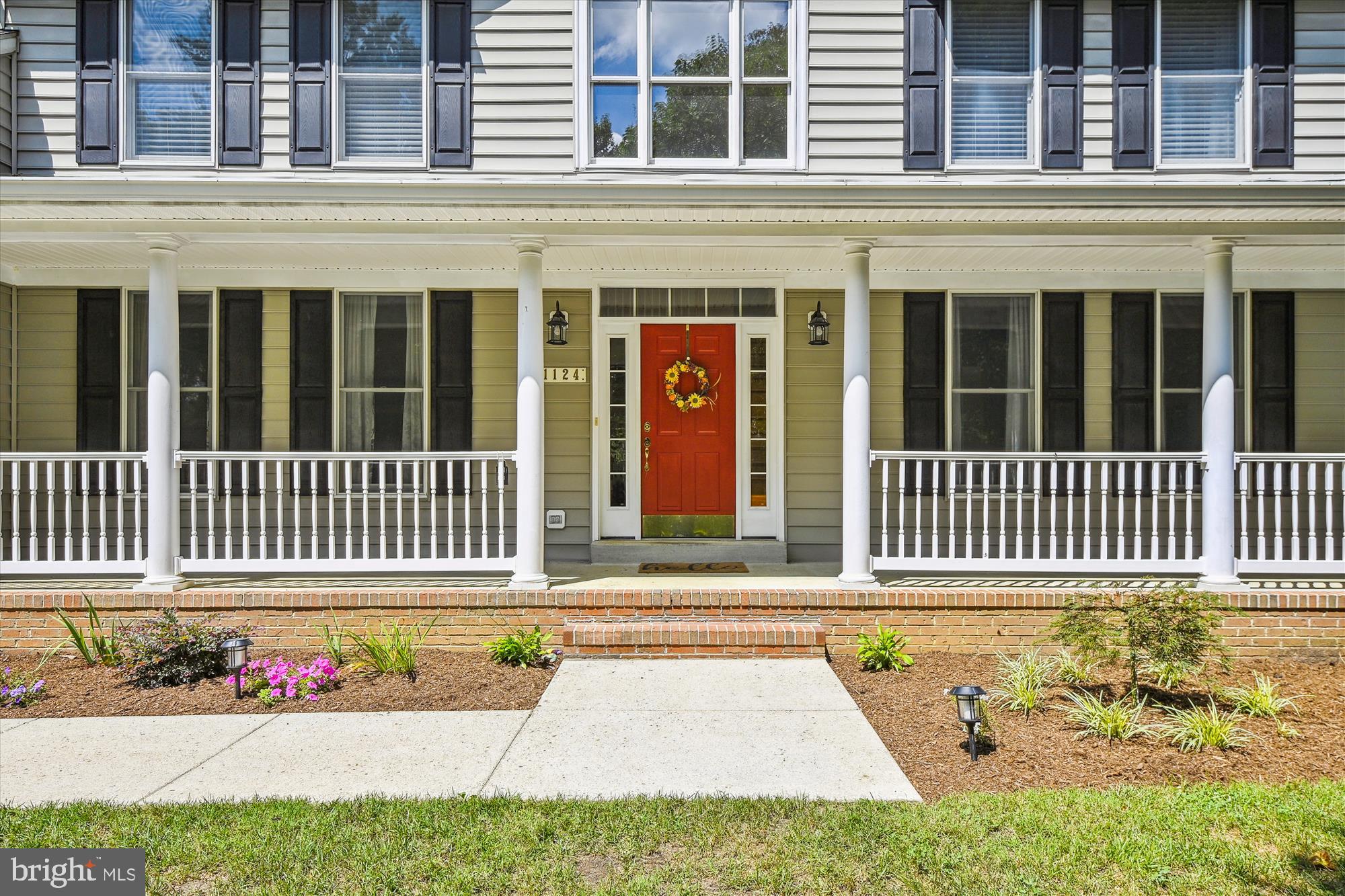 1124 Bay Ridge Road Annapolis, MD 21403 - Photo 9 of 60 Beckoning Columned Porch