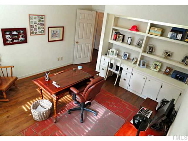 844 Inglenook Road Durham, NC 27707 - Photo 12 of 14 Gallery Image 12