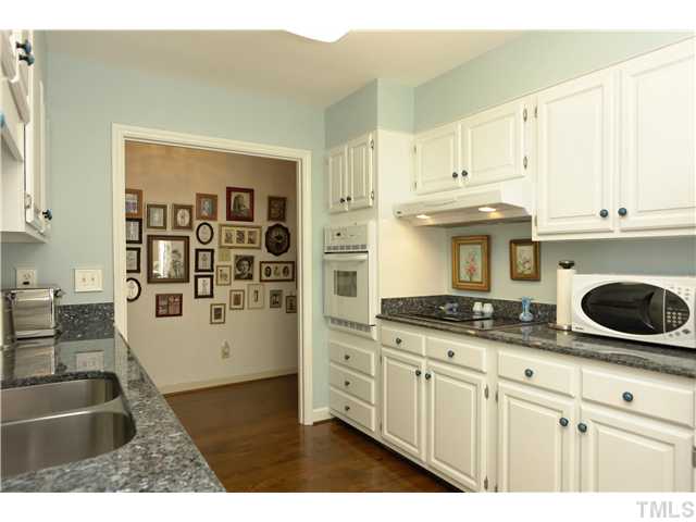 844 Inglenook Road Durham, NC 27707 - Photo 8 of 14 Gallery Image 8