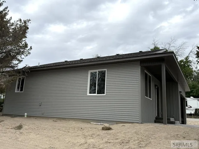 $345,000 | 310 North East Street, Arco, ID 83213