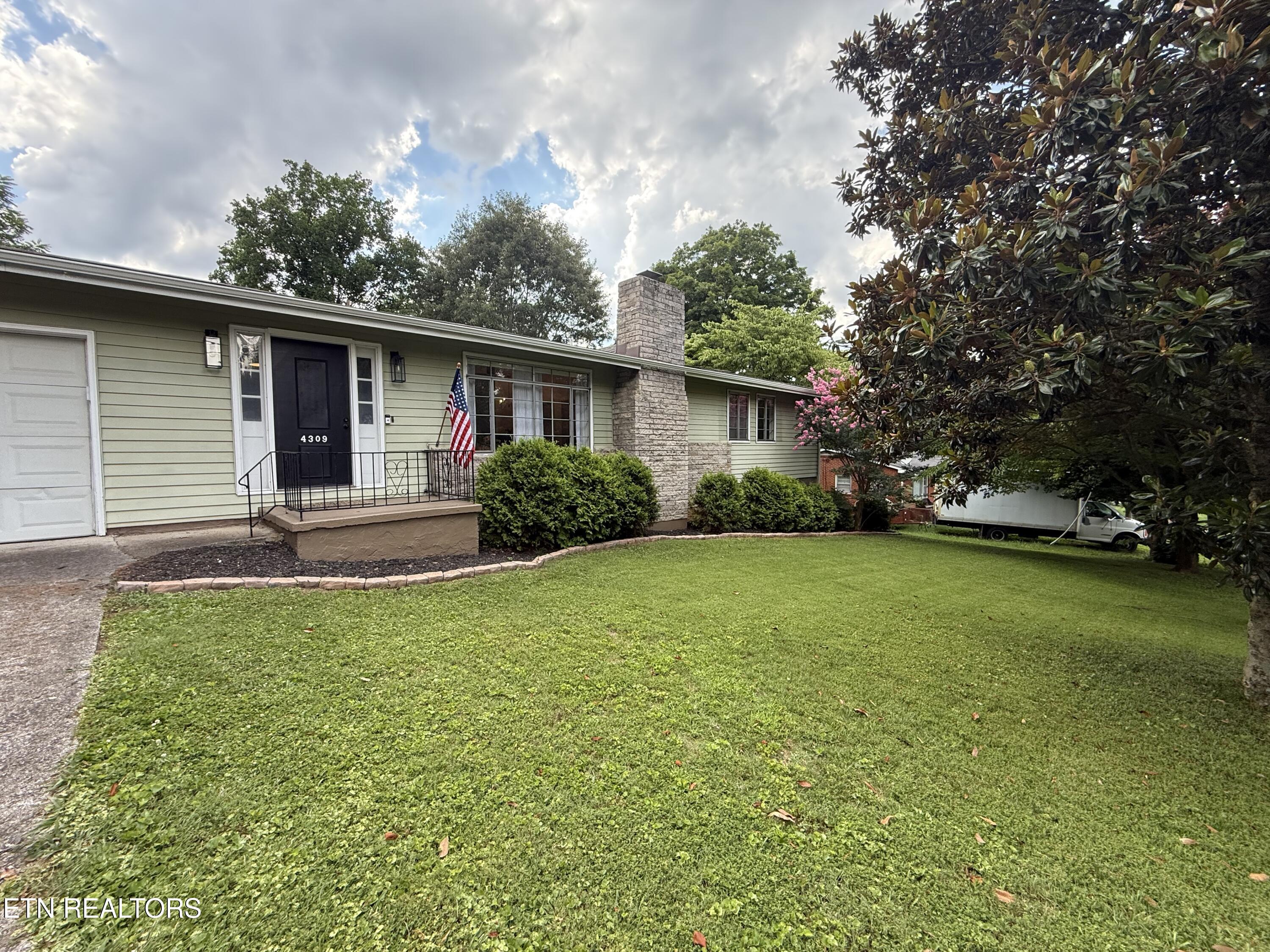 4309 Glasgow Road Knoxville, TN 37918 - Photo 1 of 3 IMG_8439