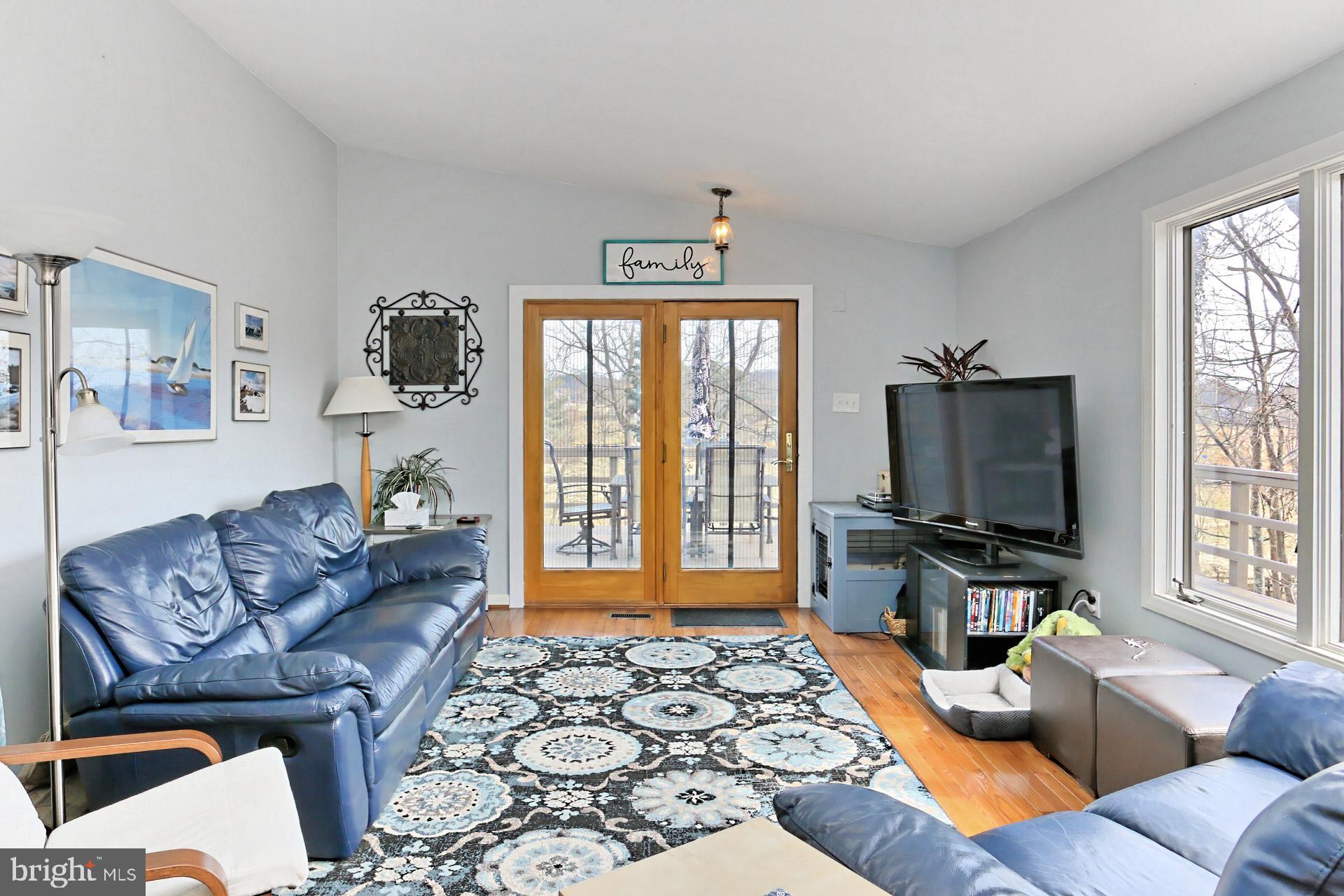 39360 Rodeffer Road Lovettsville, VA 20180 - Photo 12 of 29 Gallery Image 12