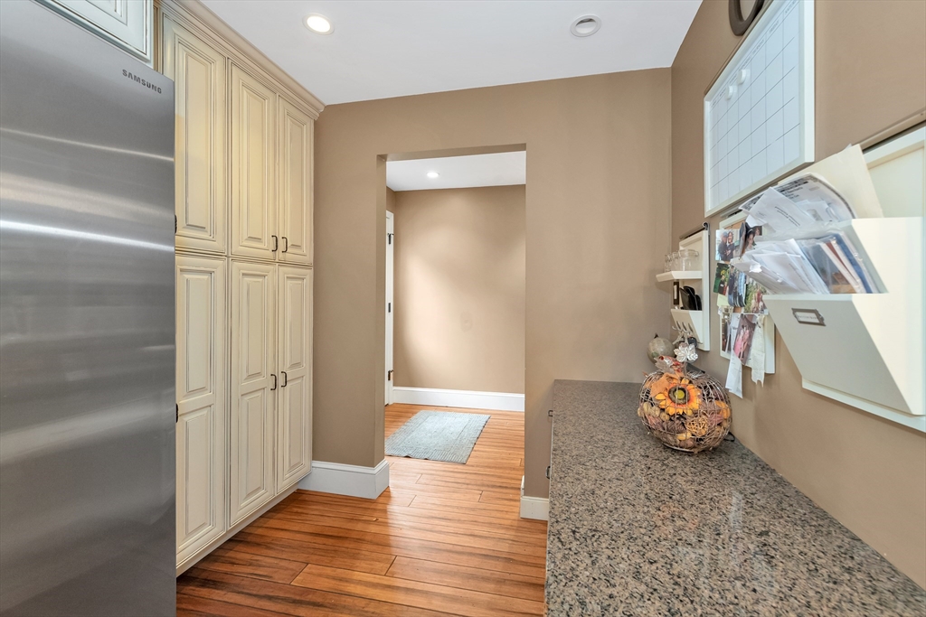 11 Girard Road Medford, MA 02148 - Photo 30 of 38 Gallery Image 30