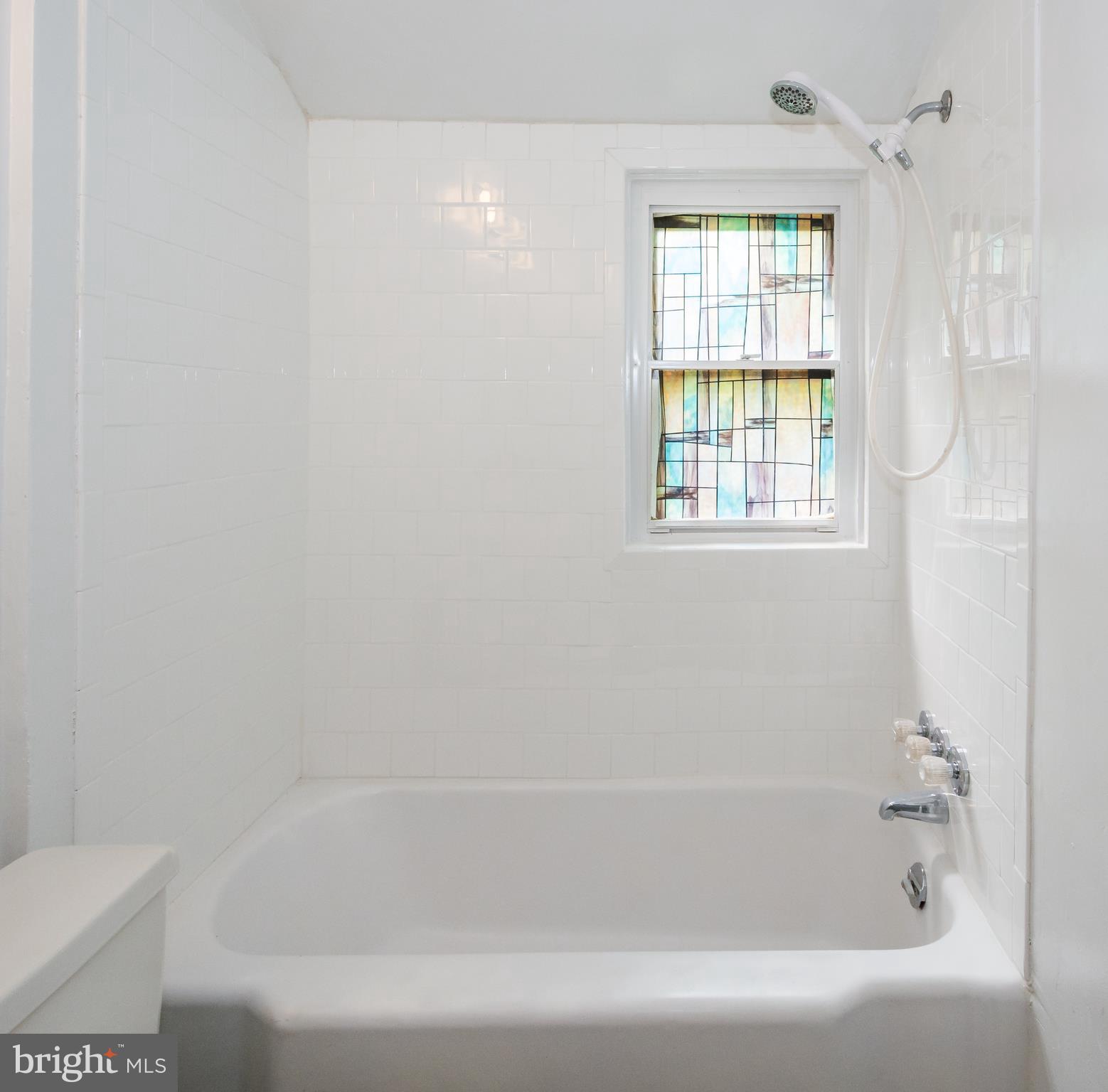 1655 Yakona Road Baltimore, MD 21286 - Photo 15 of 19 Bathroom