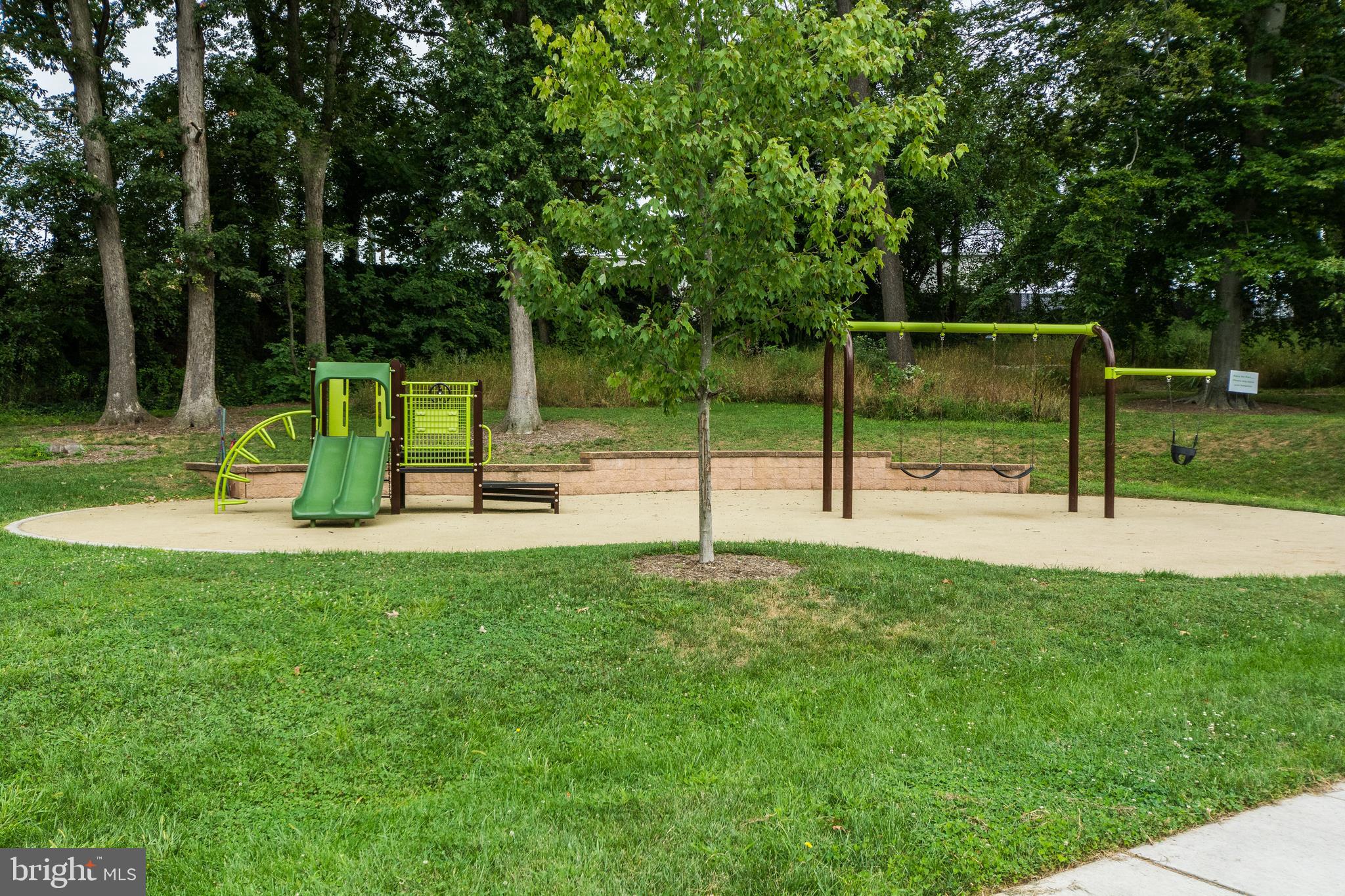 1655 Yakona Road Baltimore, MD 21286 - Photo 3 of 19 Playground