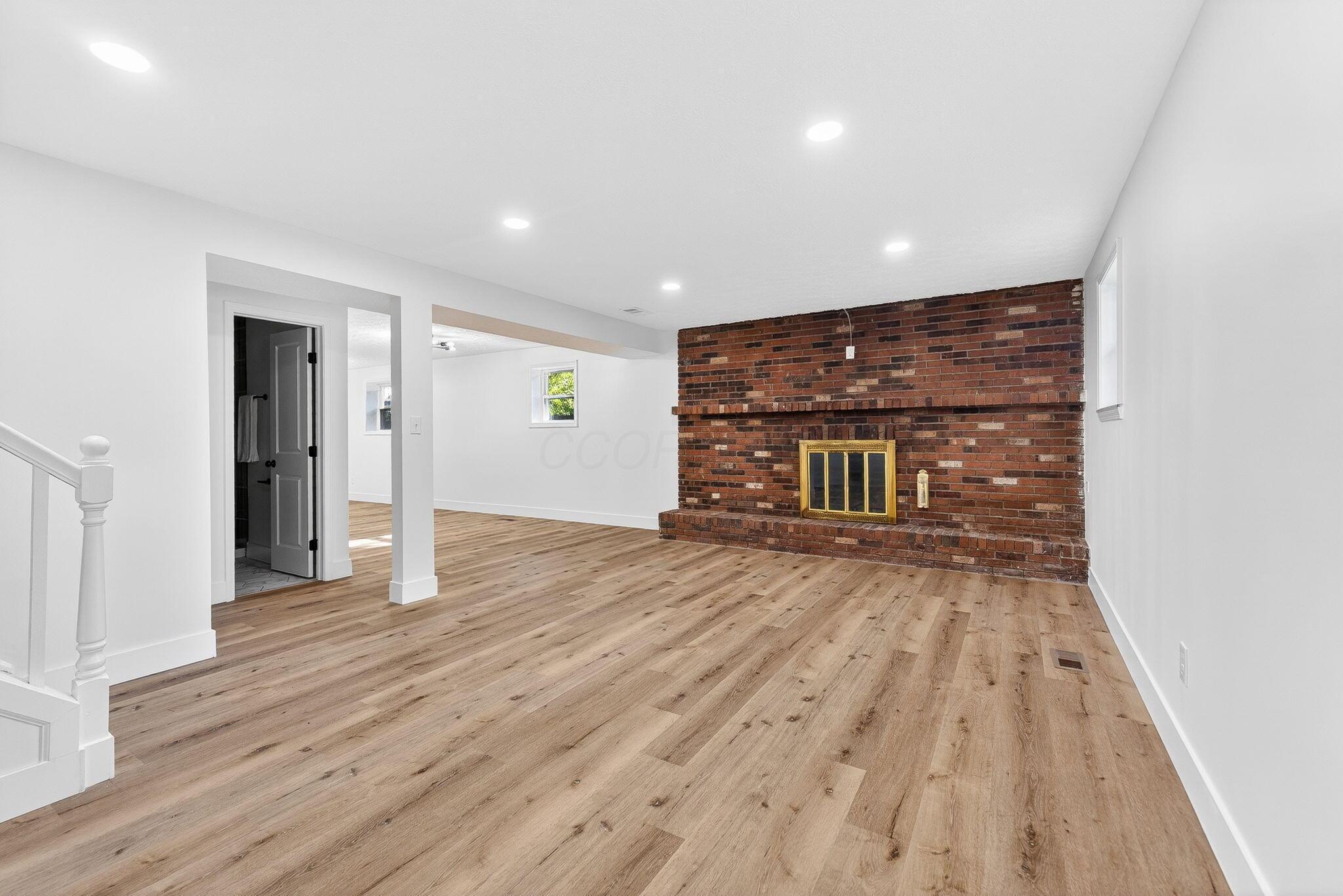 181 Greenbrier Road Sunbury, OH 43074 - Photo 33 of 60 181 Greenbrier (Interior)-43