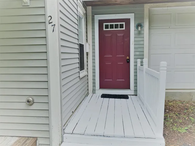 $399,000 | 27 Wesley Street, Bath, ME 04530