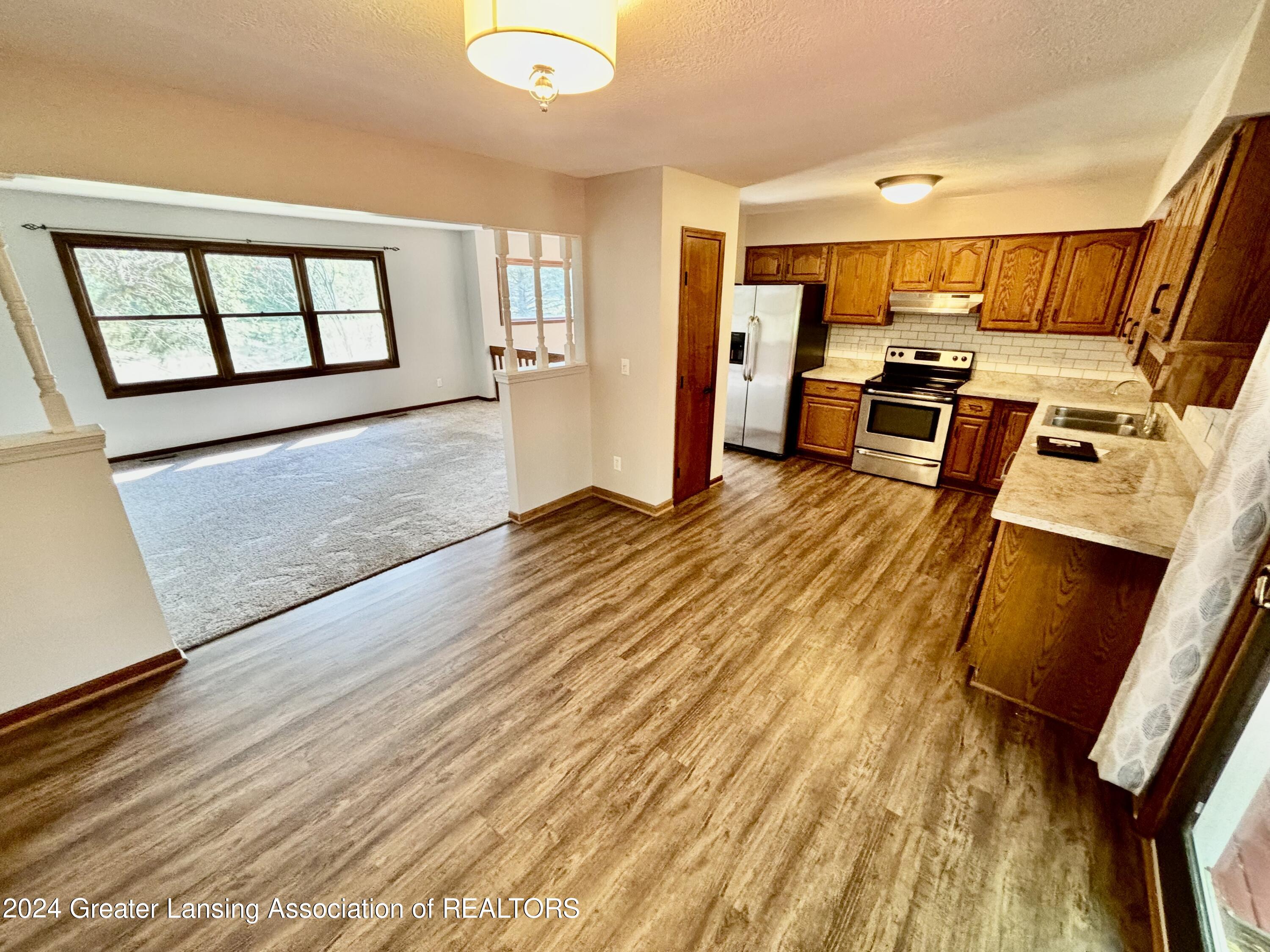 1361 North Stewart Road Charlotte, MI 48813 - Photo 13 of 78 uuid=8CEC42BD-E951-4B04-B600-70711C807BB