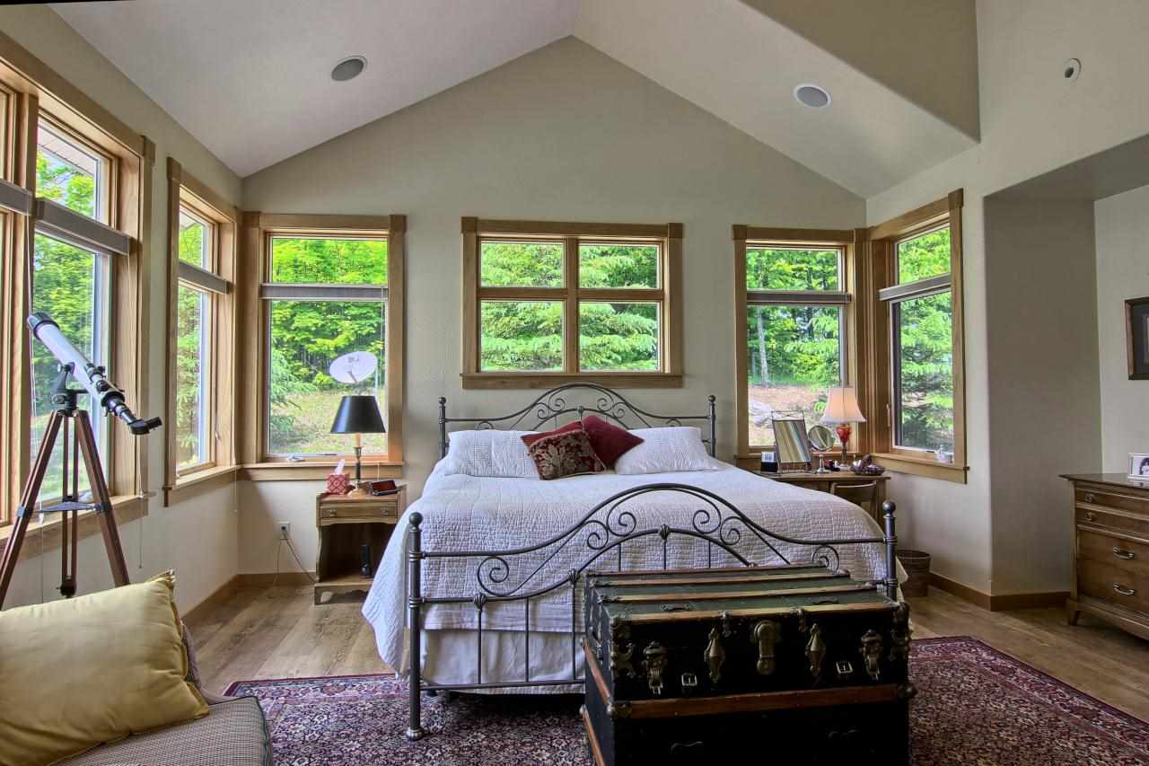 5489 North Jacobson Road Northport, MI 49670 - Photo 20 of 42 1798913-19.JPG