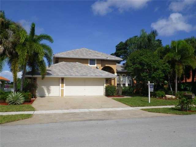 338 Northwest 22nd Avenue Boca Raton, FL 33486 - Photo 1 of 14 Primary Photo