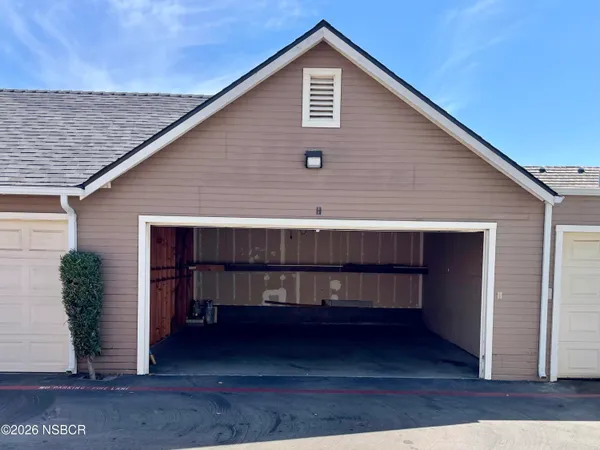 $357,000 | 2475 Village Green, Santa Maria, CA 93455