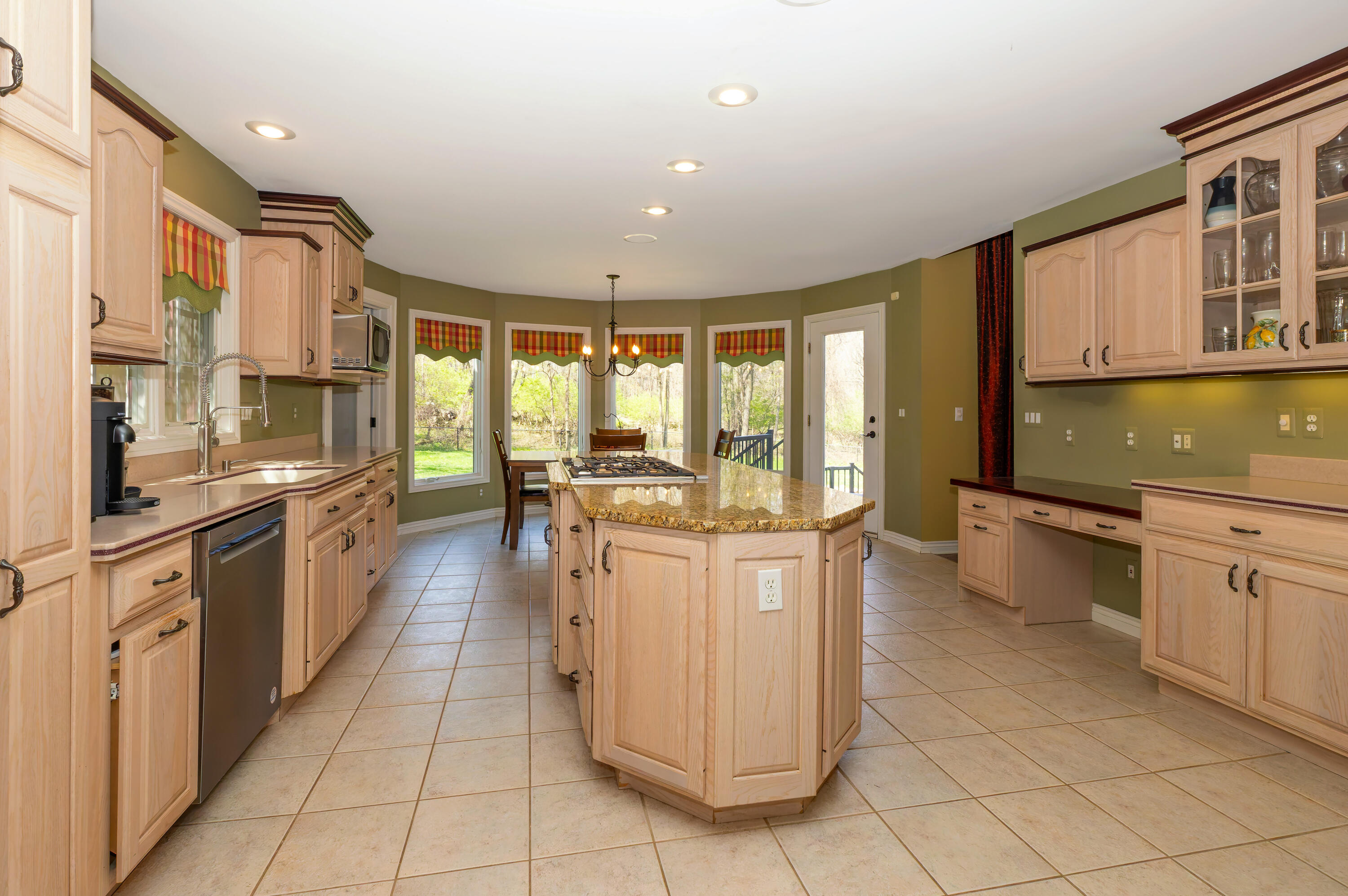 1722 West Kilgore Road Kalamazoo, MI 49008 - Photo 16 of 54 Kilgore_Rd_1722 (11)