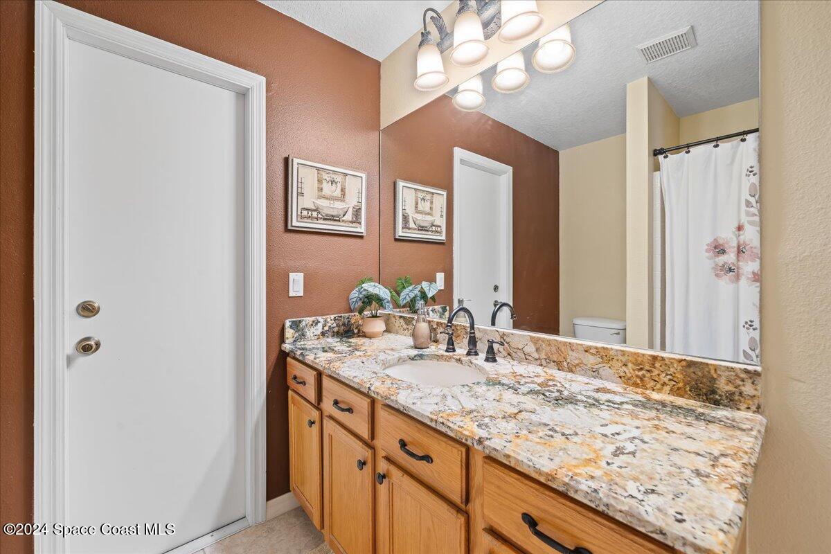 1952 Gloria Circle Palm Bay, FL 32905 - Photo 28 of 47 Guest bath