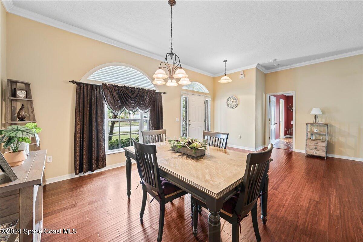 1952 Gloria Circle Palm Bay, FL 32905 - Photo 8 of 47 Dining room