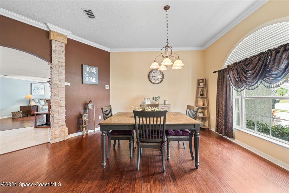 1952 Gloria Circle Palm Bay, FL 32905 - Photo 9 of 47 Dining room
