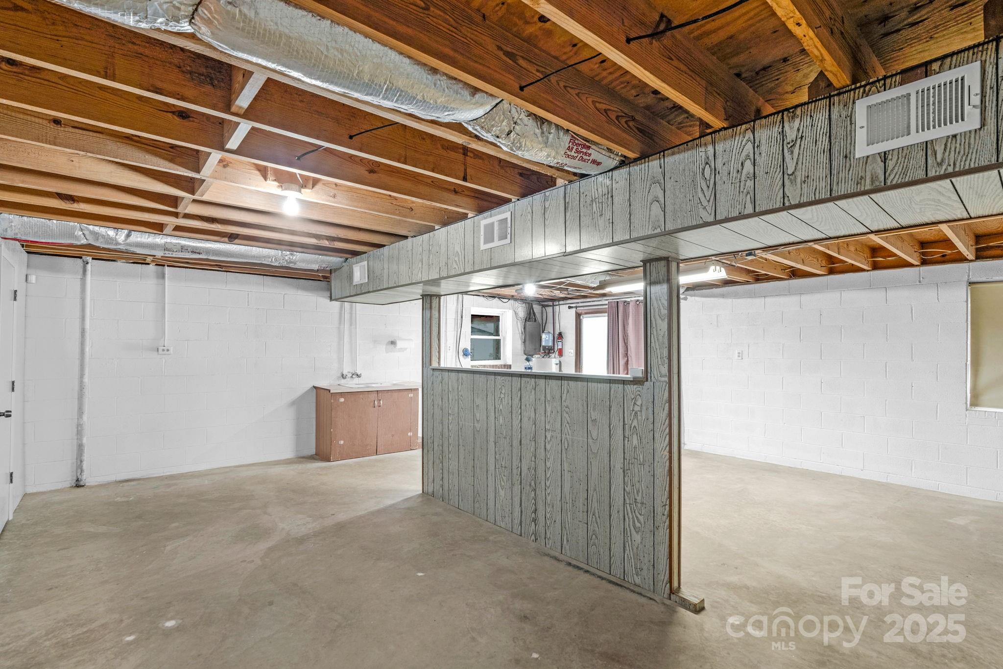 2036 Biggers Lake Road Shelby, NC 28152 - Photo 23 of 45 a view of a garage