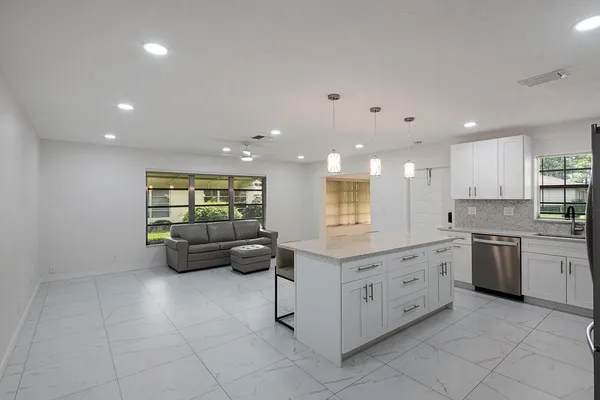 $2,200 | 5220 Nesting Way, Unit D, Delray Beach, FL 33484