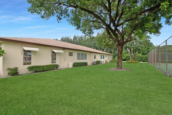 $2,200 | 5220 Nesting Way, Unit D, Delray Beach, FL 33484