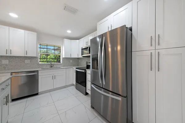 $2,200 | 5220 Nesting Way, Unit D, Delray Beach, FL 33484