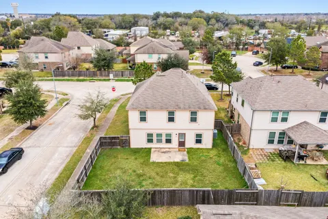 $2,450 | 18715 Windy Stone Drive, Houston, TX 77084