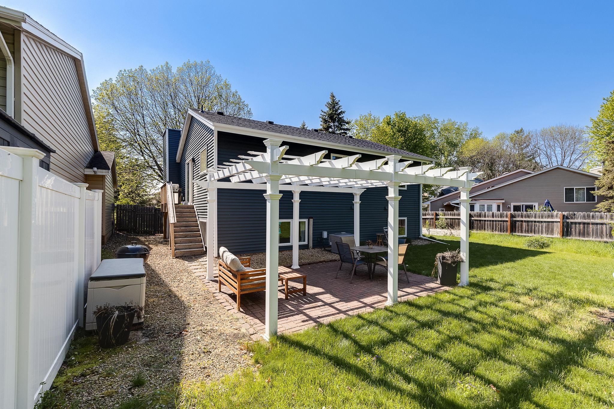 1355 Viewcrest Road Shoreview, MN 55126 - Photo 24 of 40