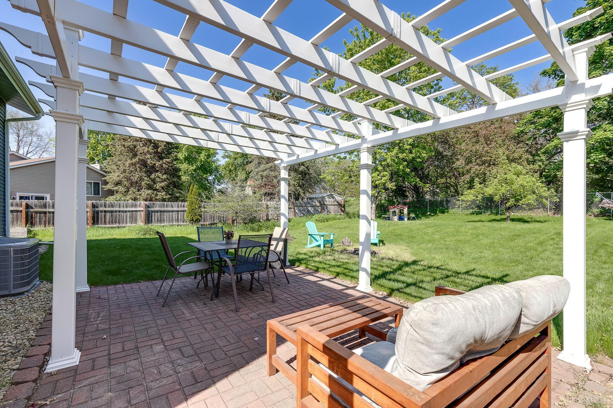 1355 Viewcrest Road Shoreview, MN 55126 - Photo 27 of 40