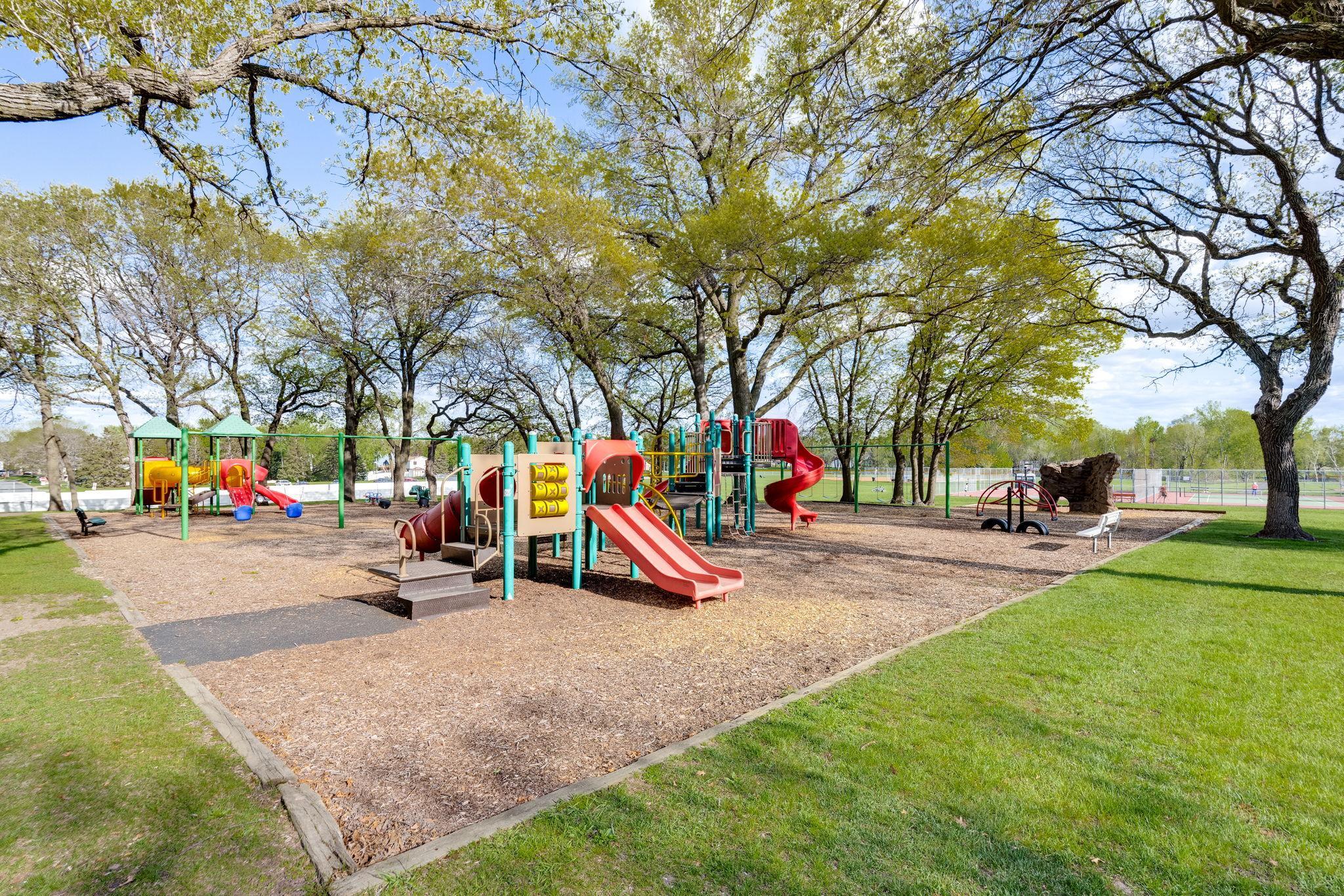 1355 Viewcrest Road Shoreview, MN 55126 - Photo 35 of 40