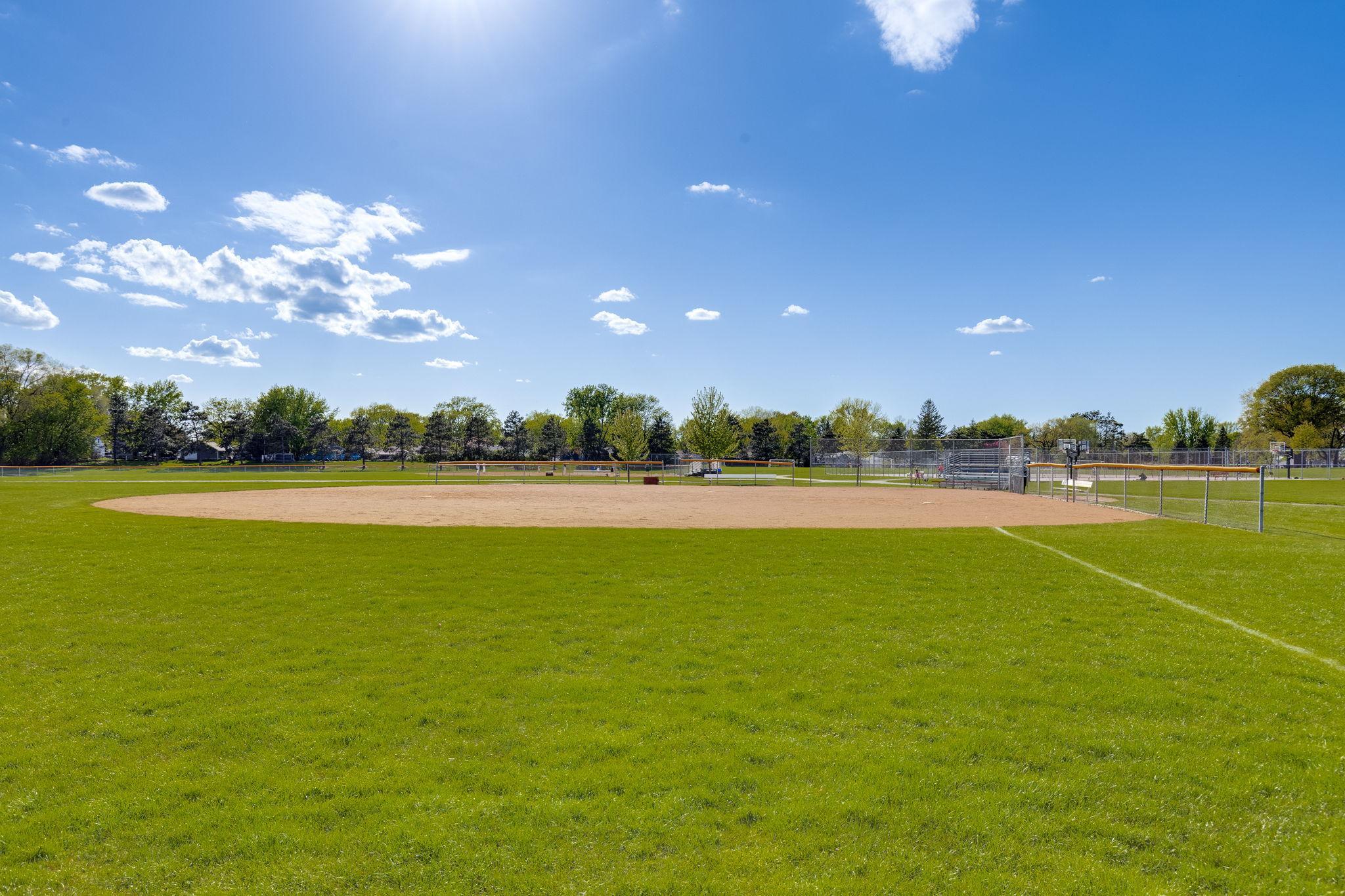 1355 Viewcrest Road Shoreview, MN 55126 - Photo 38 of 40