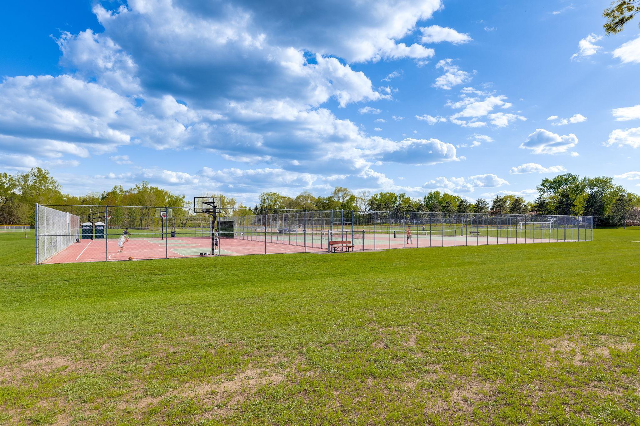 1355 Viewcrest Road Shoreview, MN 55126 - Photo 39 of 40