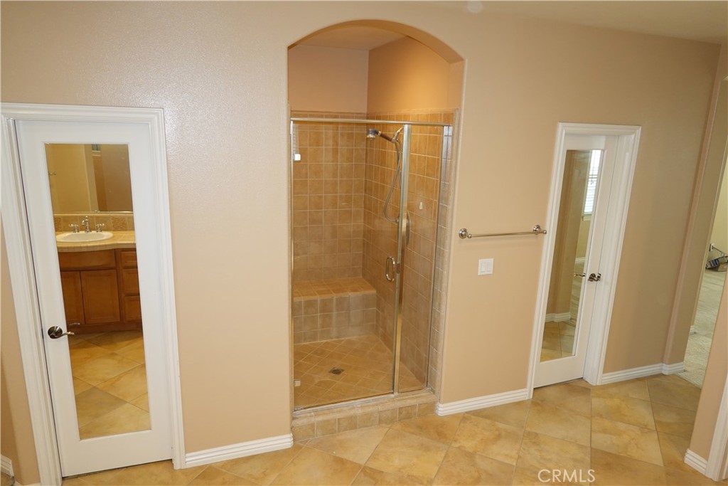 1840 West Deerfield Road Santa Ana, CA 92704 - Photo 17 of 24 Master bath