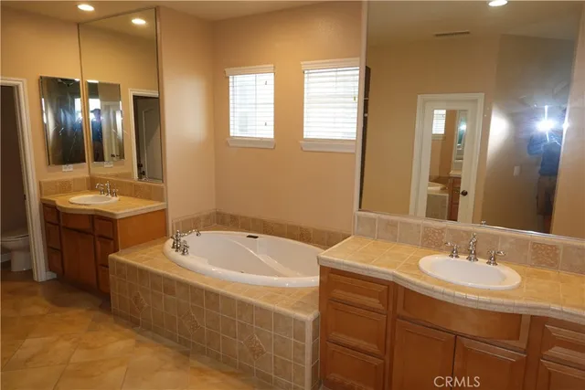 $6,500 | 1840 West Deerfield Road, Santa Ana, CA 92704