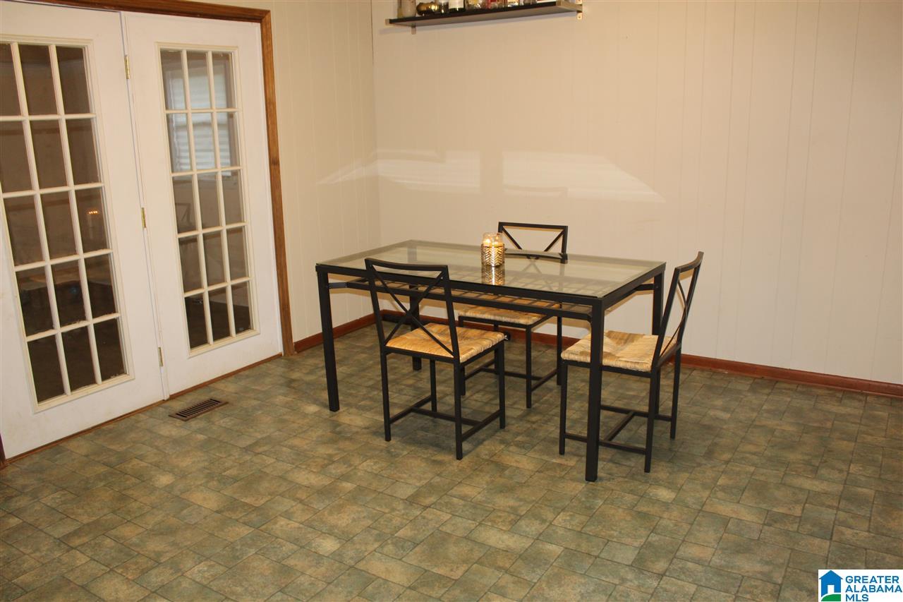 317 Adelaide Street Southwest Jacksonville, AL 36265 - Photo 10 of 28