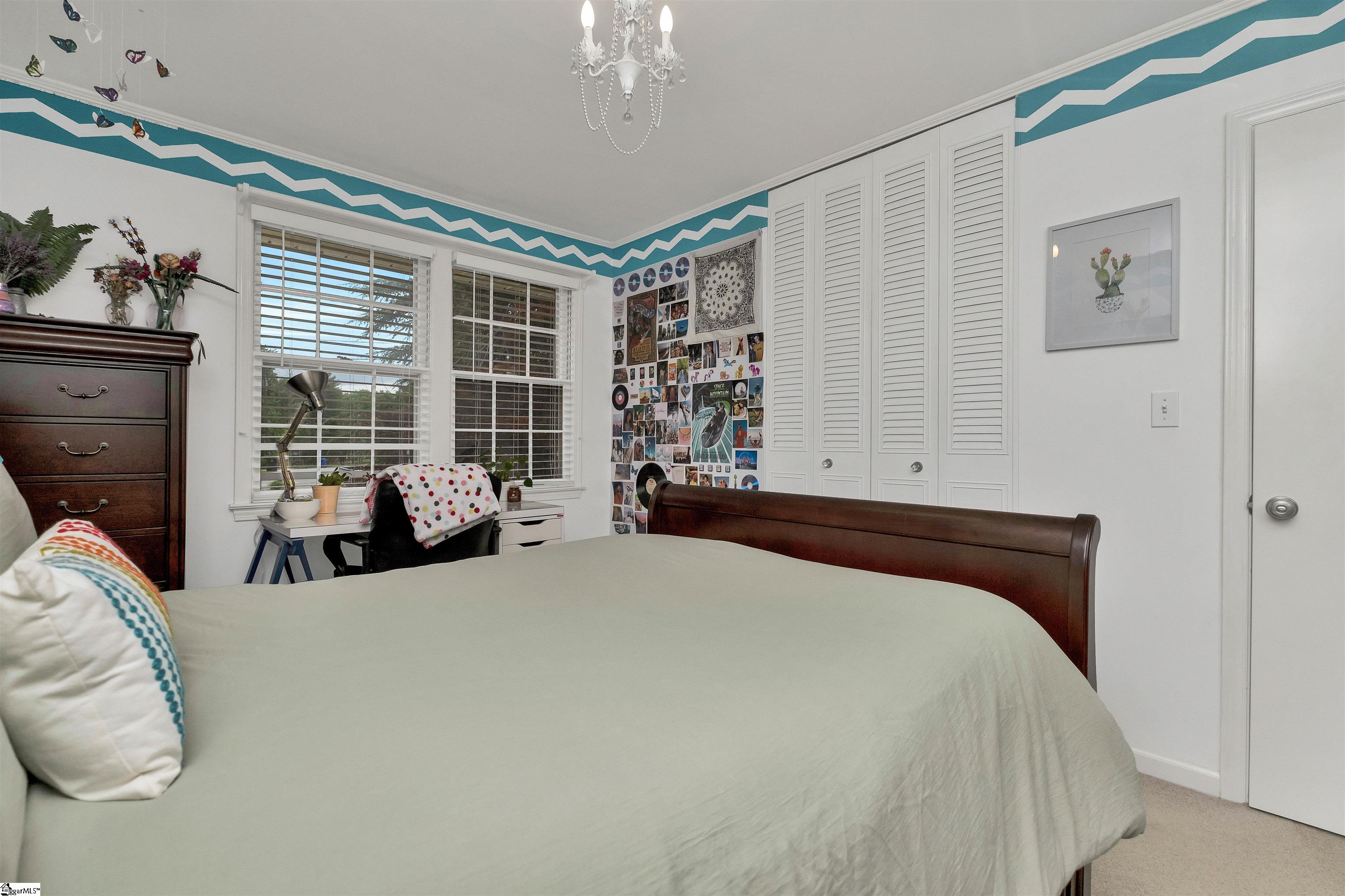 146 Shallowford Road Greenville, SC 29607 - Photo 13 of 29