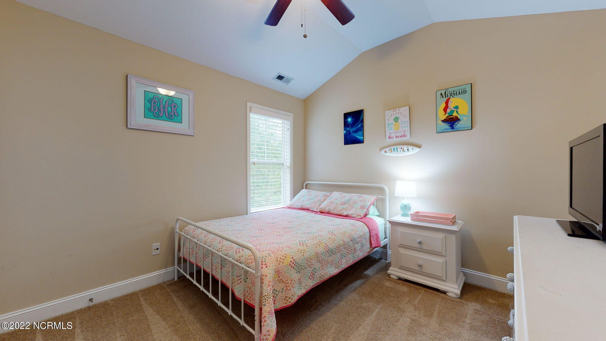 145 Peytons Ridge Drive Hubert, NC 28539 - Photo 18 of 52 40-web-or-mls-145-Peytons-Ridge-Dr-Huber