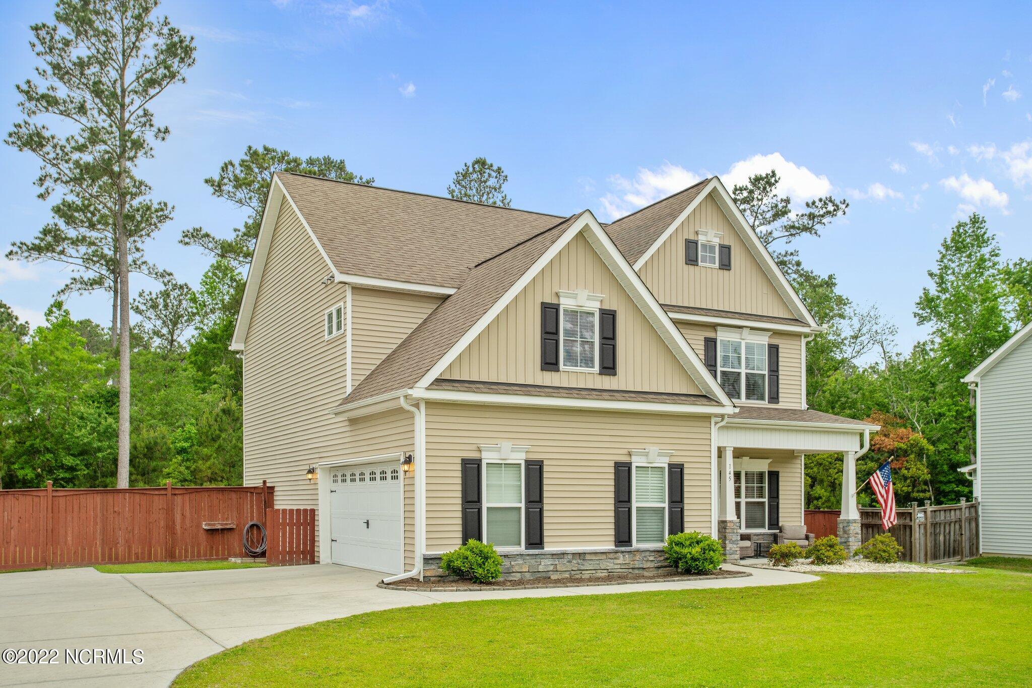 145 Peytons Ridge Drive Hubert, NC 28539 - Photo 2 of 52 2-web-or-mls-DSC06854