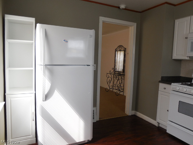 3121 Ralph Avenue Cleveland, OH 44109 - Photo 7 of 25 Gallery Image 7