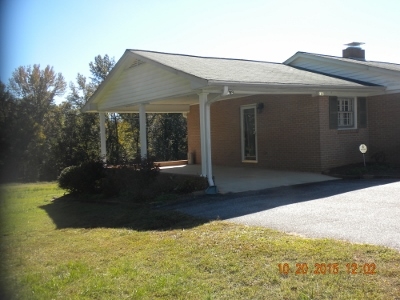 163 Chapman Road Pacolet, SC 29372 - Photo 2 of 15