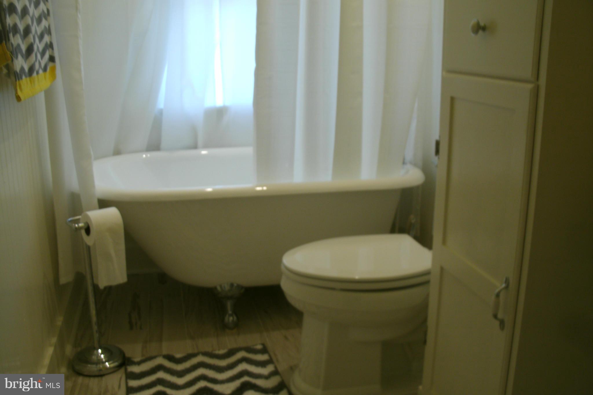 2485 Sulphur Springs Road Inwood, WV 25428 - Photo 8 of 15 Bath
