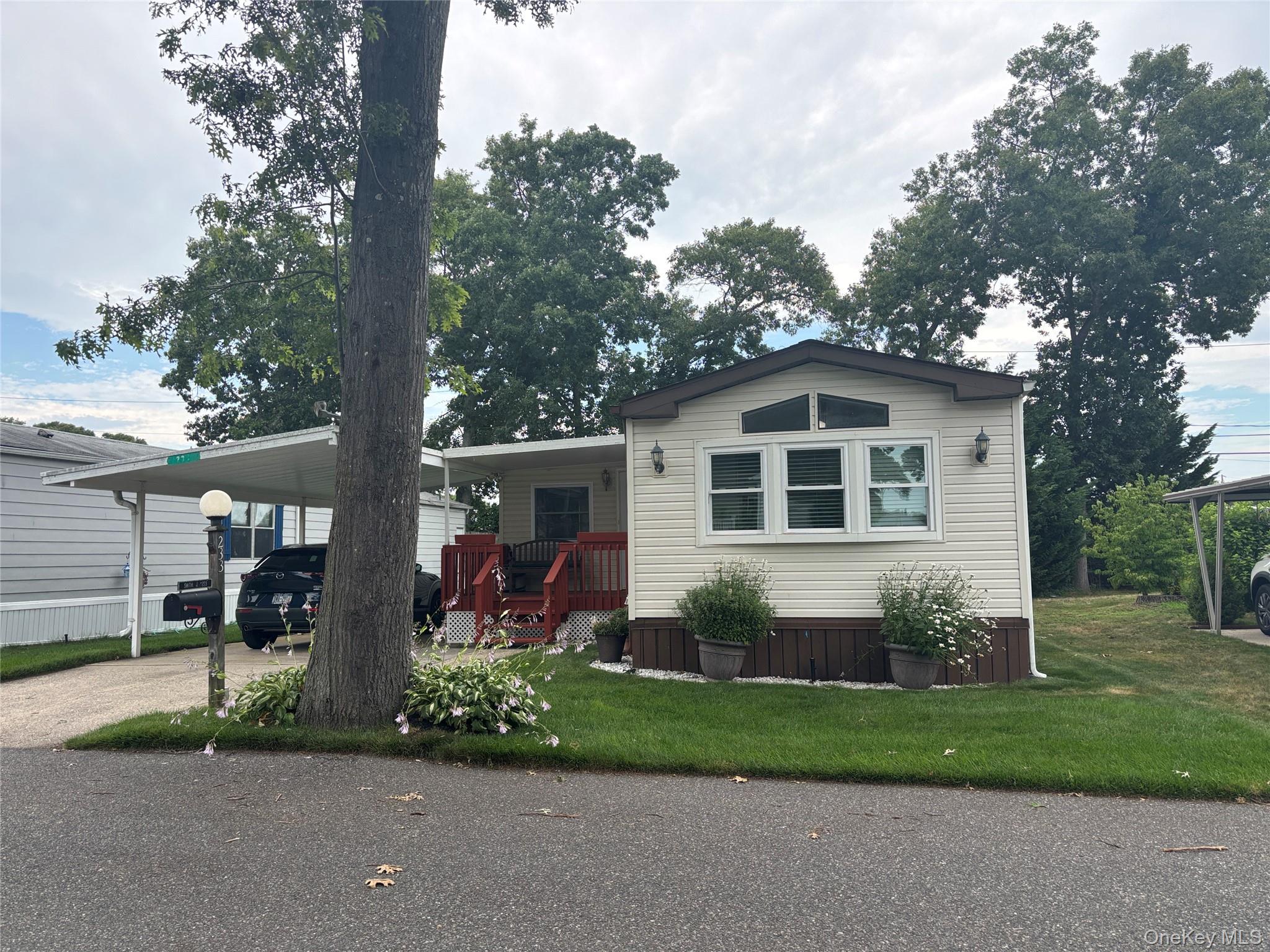 1661 Old Country Road, Unit 233 Riverhead, NY 11901 - Photo 32 of 35